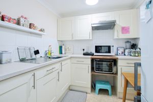 KITCHEN- click for photo gallery